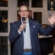 Kunde Ernestos auf seiner Geburtstagsparty mit DJ Six als DJ und Karaoke-Anbieter